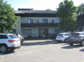 Gasthof Strobl Waldfrieden Garni